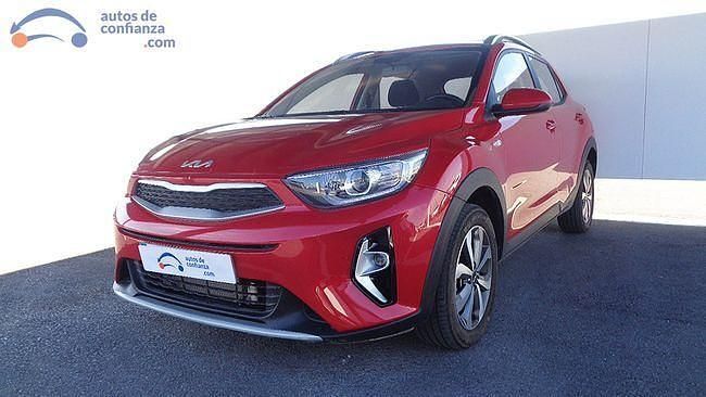 Rojo Usado 2024 Kia Stonic SUV | 17.500 € (Precio justo) - Imagen 1/4