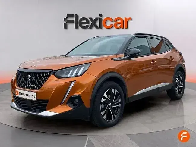 Usado Peugeot 2008 GT-line 130 CV (95 kW) 2020 Naranja SUV