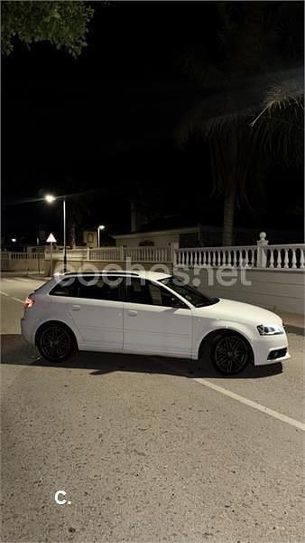 Usado Audi A3 Ambition 105 CV (77 kW) 2010 Blanco Utilitario