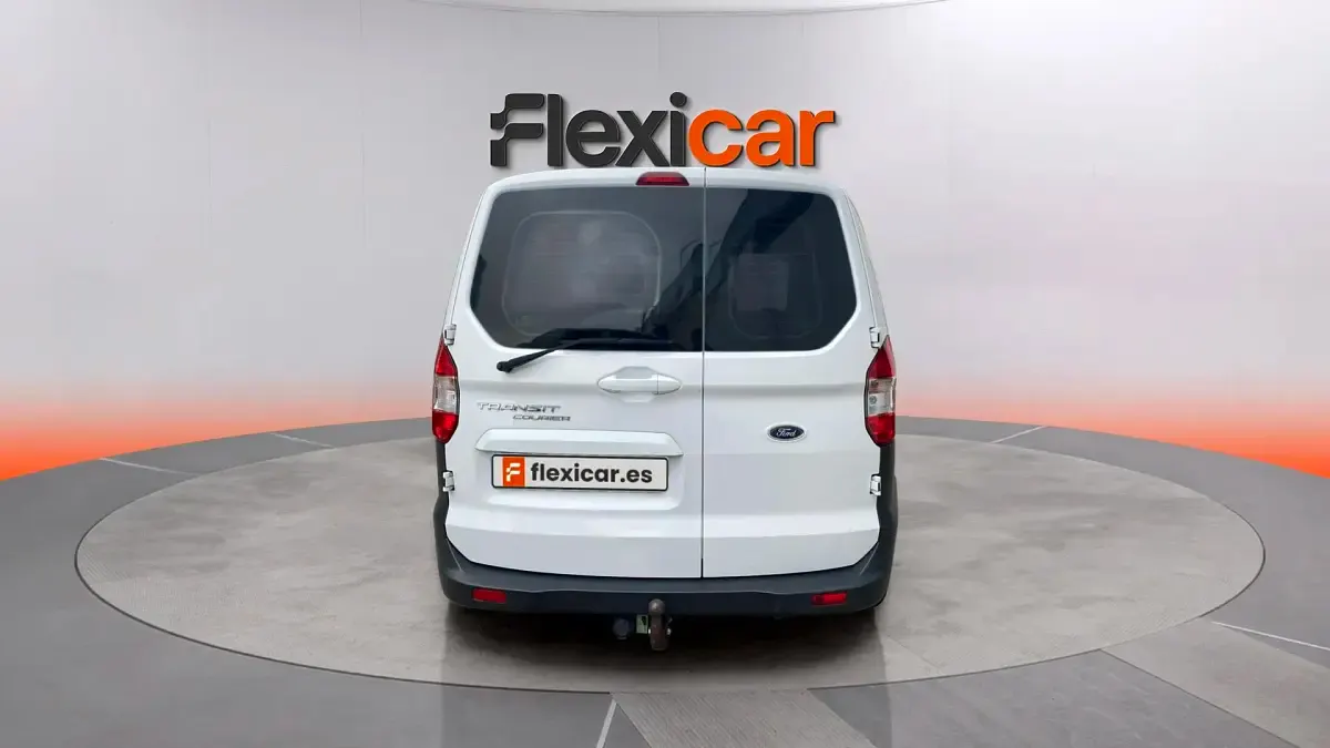 Usado Ford Transit 101 CV (74 kW) 2019 Blanco Monovolumen