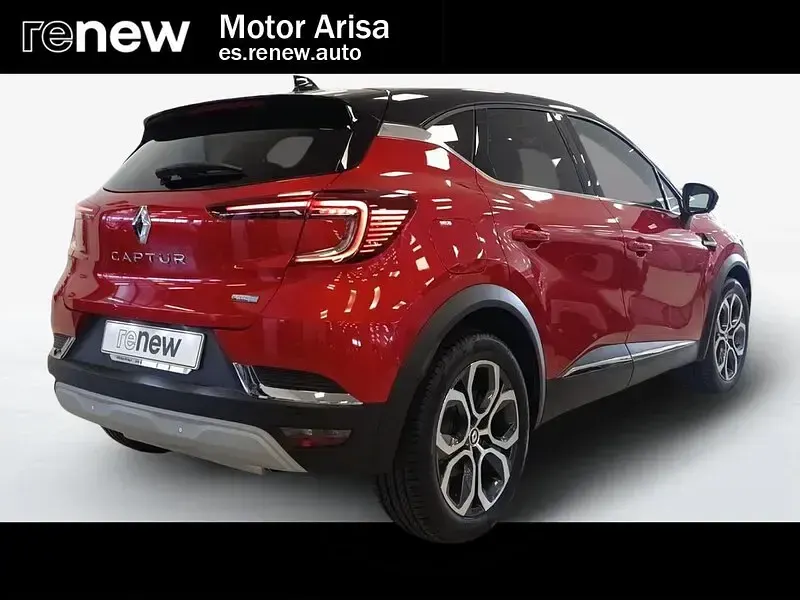 Usado Renault Captur Zen 160 CV (117 kW) 2022 Rojo SUV