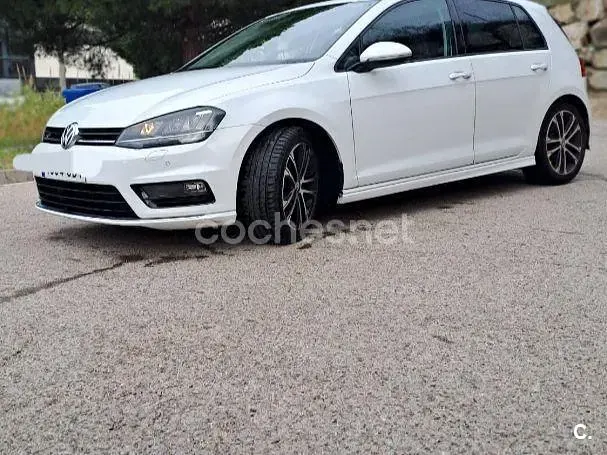 Usado VW Golf VII Sportline 150 CV (110 kW) 2017 Blanco Berlina