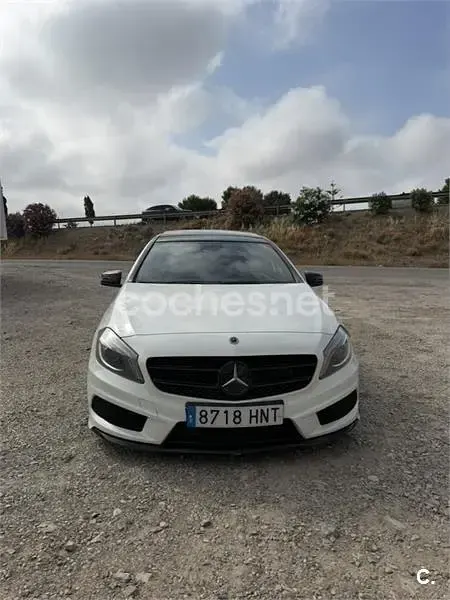 Usado Mercedes A200 Urban 136 CV (100 kW) 2013 Blanco Utilitario