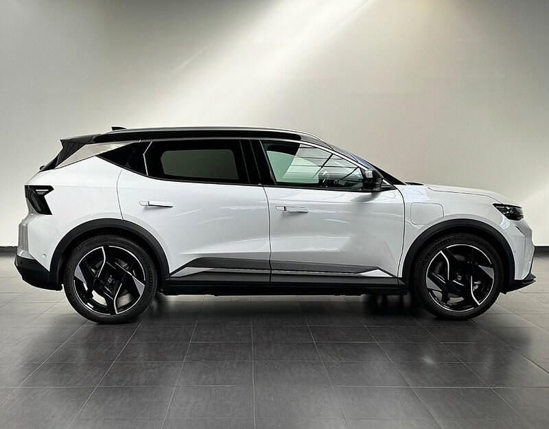 Usado Renault Scenic E-Tech Iconic 159 kW (217 CV) 2024 Blanco SUV