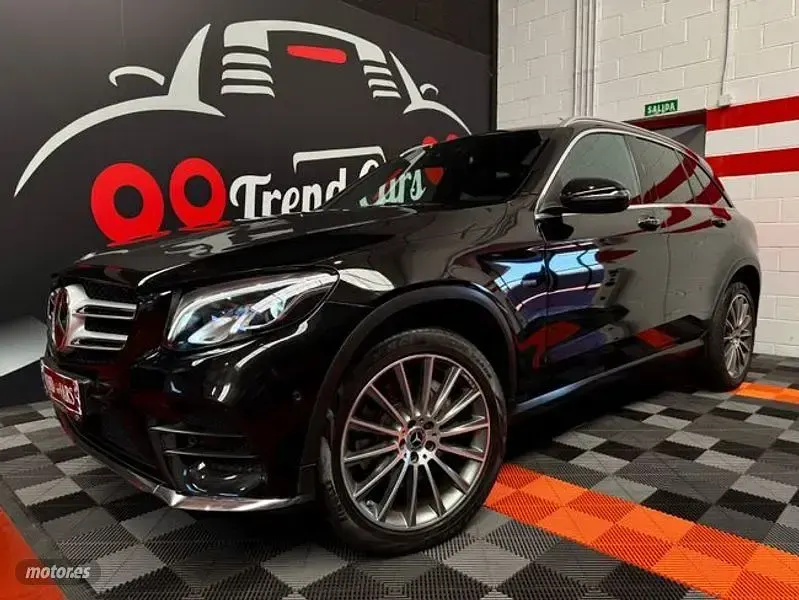 Usado Mercedes GLC350 AMG line 320 CV (235 kW) 2017 Negro SUV