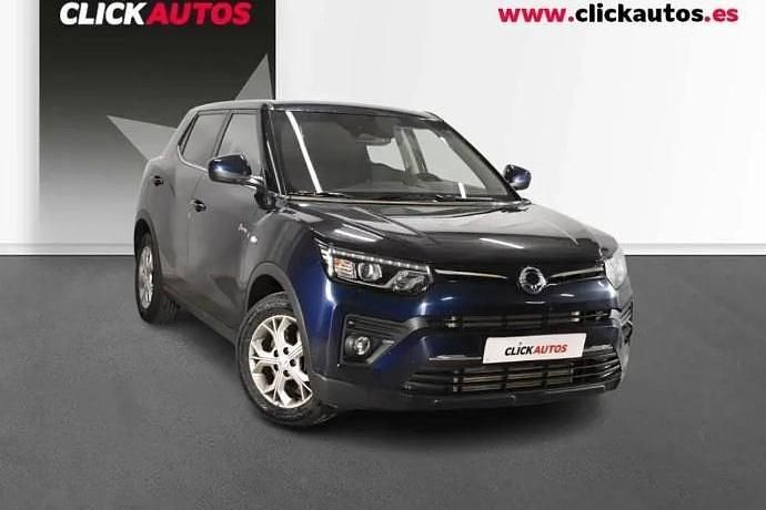 Usado Ssangyong (KGM) Tivoli 128 CV (94 kW) 2023 Gris SUV