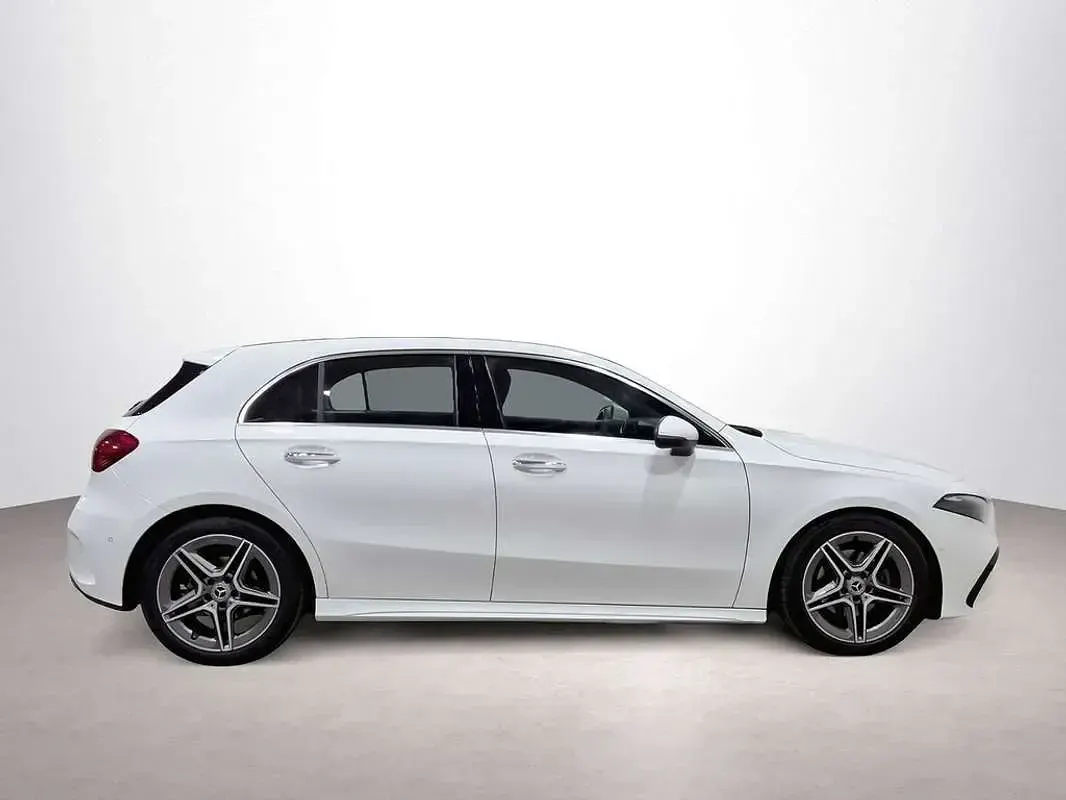 Usado Mercedes A200 151 CV (111 kW) 2023 Blanco Berlina