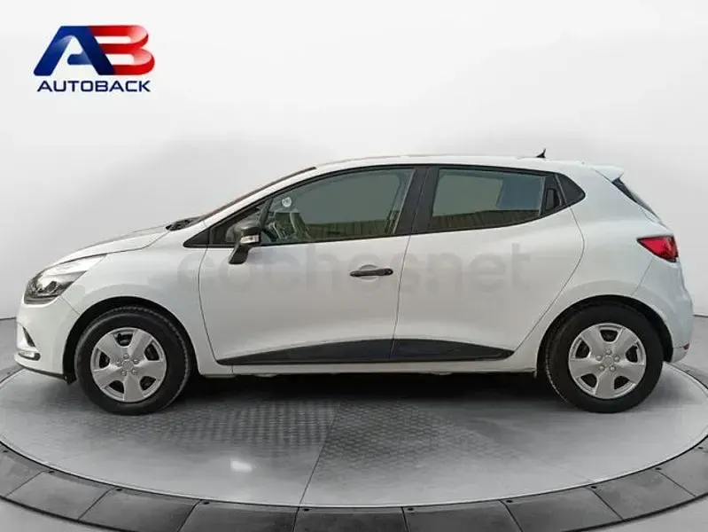 Usado Renault Clio IV Business 90 CV (66 kW) 2019 Blanco Berlina