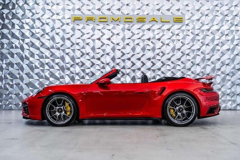 Usado Porsche 992 650 CV (478 kW) 2021 Rojo Descapotable