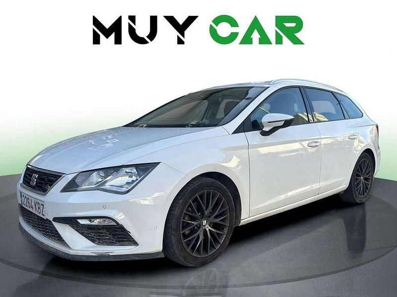 Usado Seat Leon ST FR 150 CV (110 kW) 2017 Blanco Familiar
