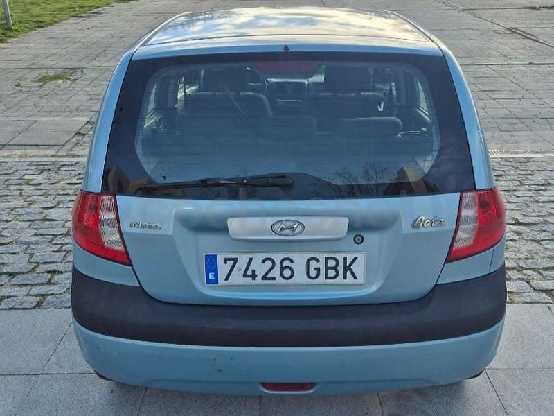 Usado Hyundai Getz 66 CV (48 kW) 2008 Azul Utilitario
