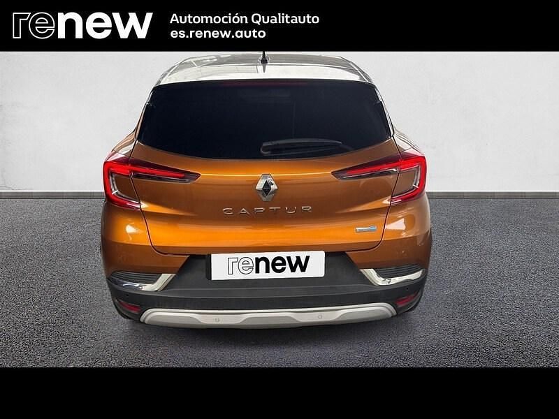Usado Renault Captur Zen 145 CV (106 kW) 2021 Naranja SUV