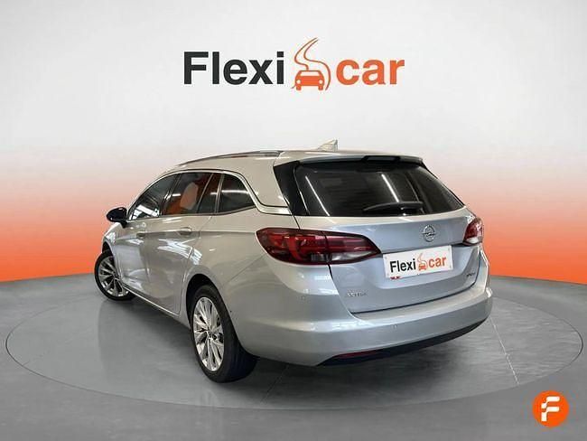 Usado Opel Astra Excellence 150 CV (110 kW) 2018 Gris Familiar