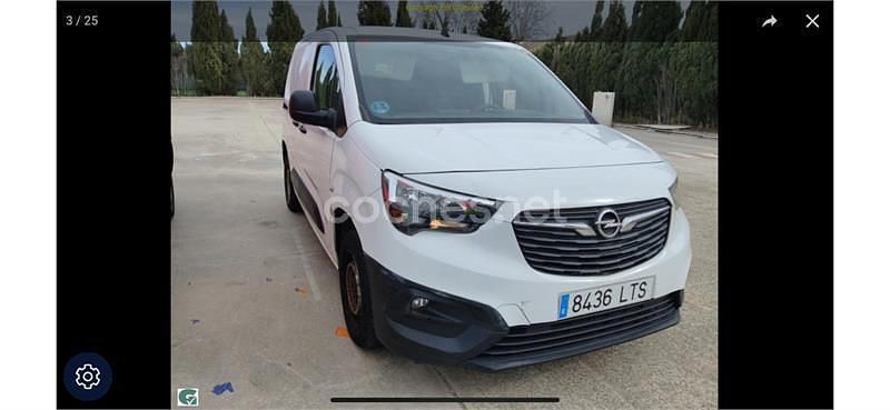 Usado Opel Combo 100 CV (73 kW) 2024 Blanco Monovolumen