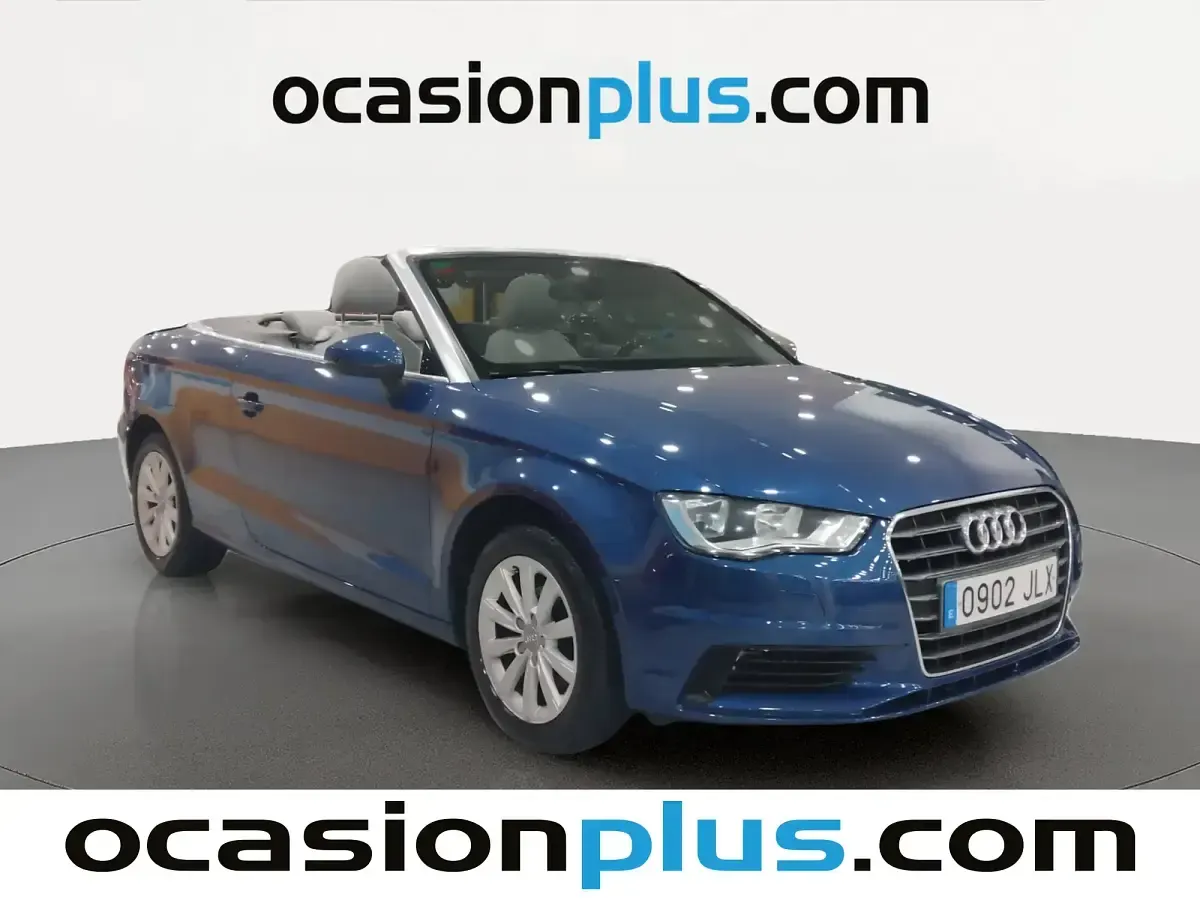 Usado Audi A3 Cabriolet Attraction 110 CV (80 kW) 2016 Azul Descapotable