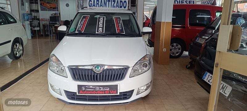 Blanco Usado 2011 Skoda Fabia Familiar | 4789 € - Imagen 1/4
