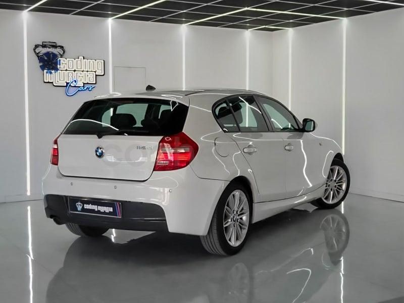 Usado BMW 116 Sport Line 116 CV (85 kW) 2011 Blanco Utilitario