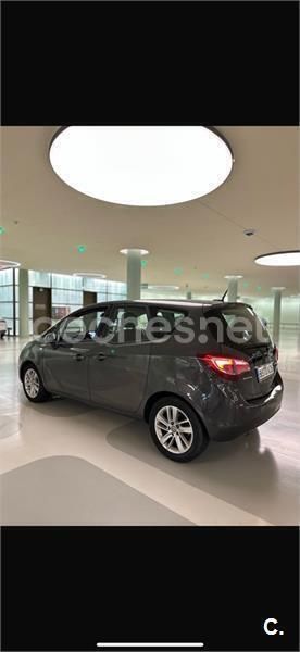Gris / plata Usado 2017 Opel Meriva Excellence Monovolumen | 5500 € (Super precio) - Imagen 1/1