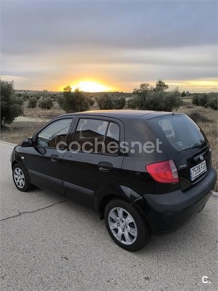 Usado Hyundai Getz 66 CV (48 kW) 2006 Negro Utilitario