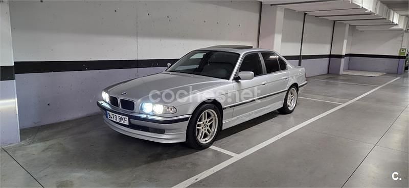 Usado BMW 740 286 HP (210 kW) 1998 Cinzento Sedan