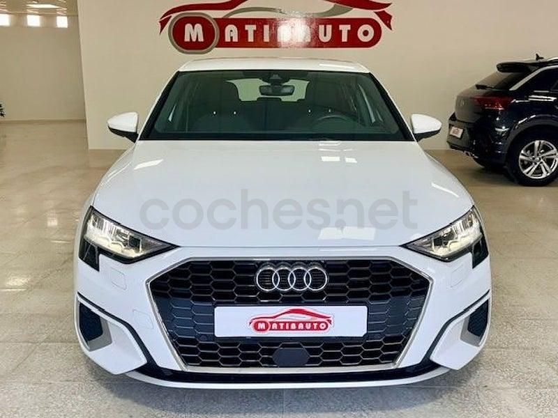 Usado Audi A3 Advanced Plus 110 HP (80 kW) 2023 Branco Sedan