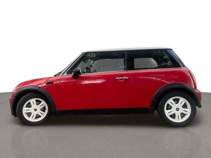 Usado Mini Cooper 116 CV (85 kW) 2006 Rojo Utilitario