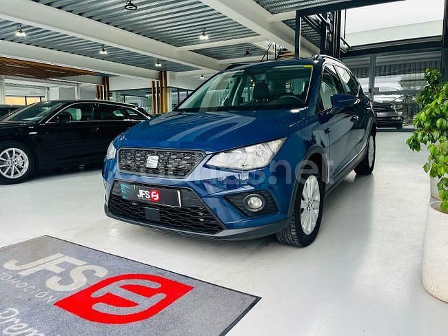 Usado Seat Arona Reference 95 CV (69 kW) 2018 Azul SUV