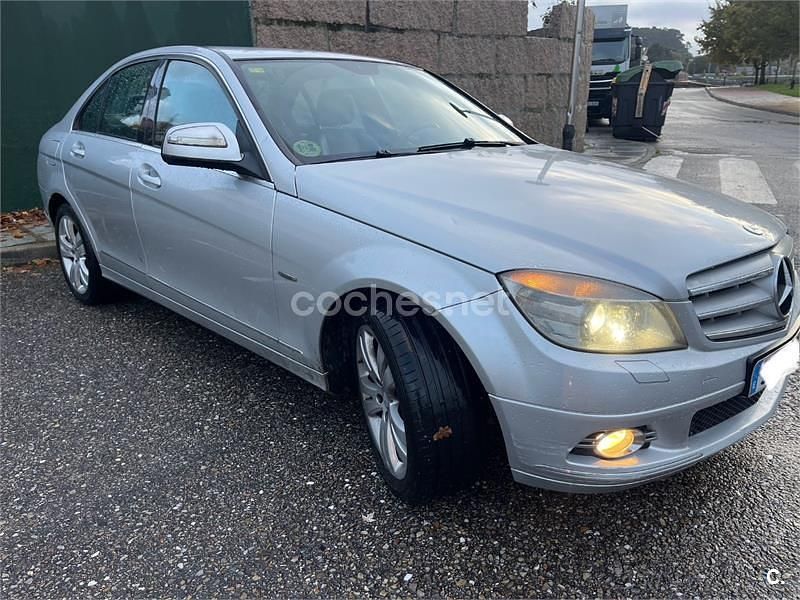 Usado Mercedes C220 Avantgarde 170 CV (125 kW) 2009 Gris / plata Berlina