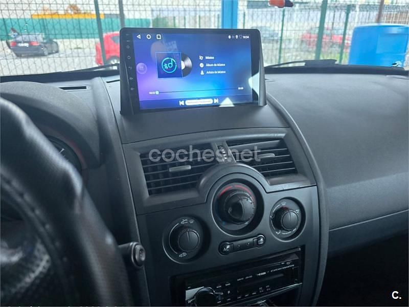 Usado Renault Mégane II Authentique 100 CV (73 kW) 2007 Azul Berlina