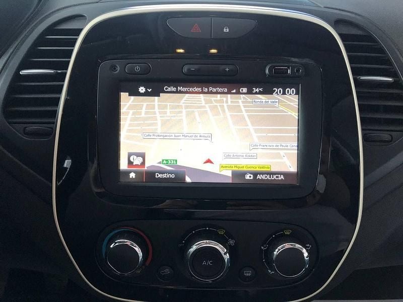 Usado Renault Captur 90 CV (66 kW) 2017 Azul SUV