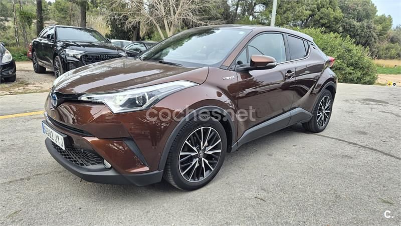 Usado Toyota C-HR Plus 122 CV (89 kW) 2017 Marrón SUV