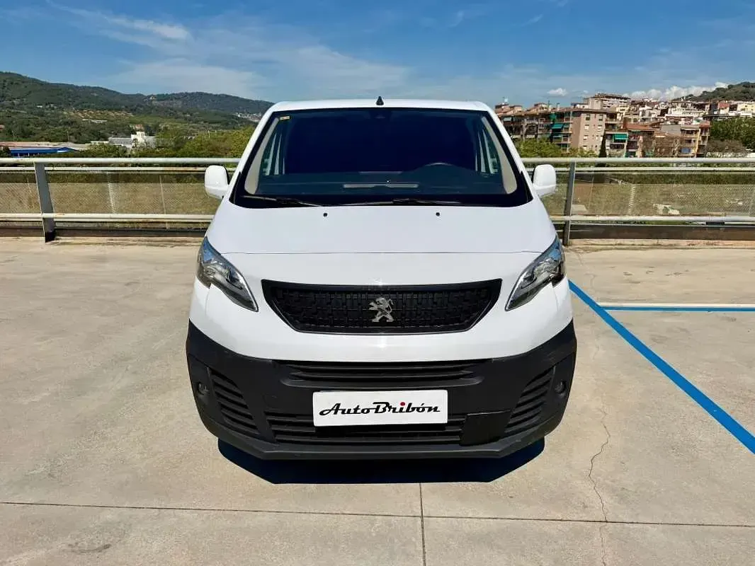 Usado Peugeot Expert Premium 120 CV (88 kW) 2022 Blanco Van