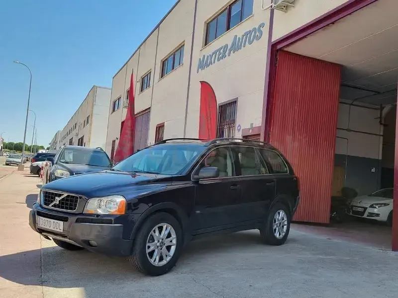 Usado Volvo XC90 Summum 163 CV (119 kW) 2004 Azul SUV