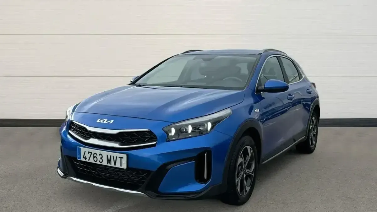 Usado Kia XCeed 140 CV (102 kW) 2024 Azul SUV
