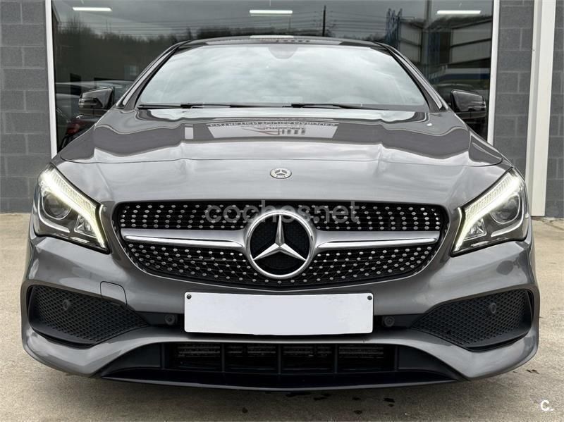 Gris / plata Usado 2017 Mercedes CLA180 AMG line Berlina | 19.750 € (Precio justo) - Imagen 1/2