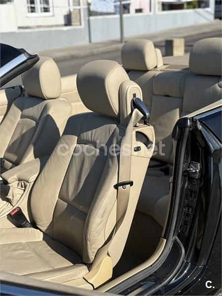 Usado BMW 320 Cabriolet 170 CV (125 kW) 2007 Negro Descapotable
