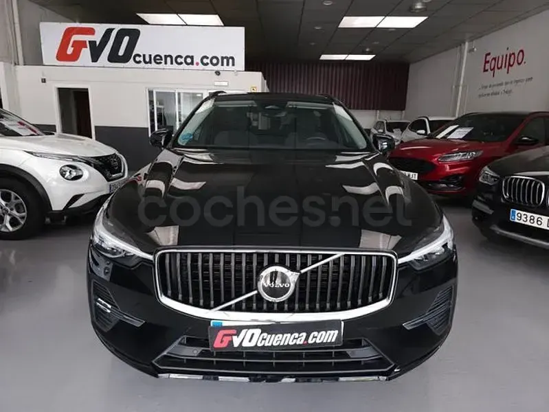 Usado Volvo XC60 Core 197 CV (144 kW) 2022 Negro SUV