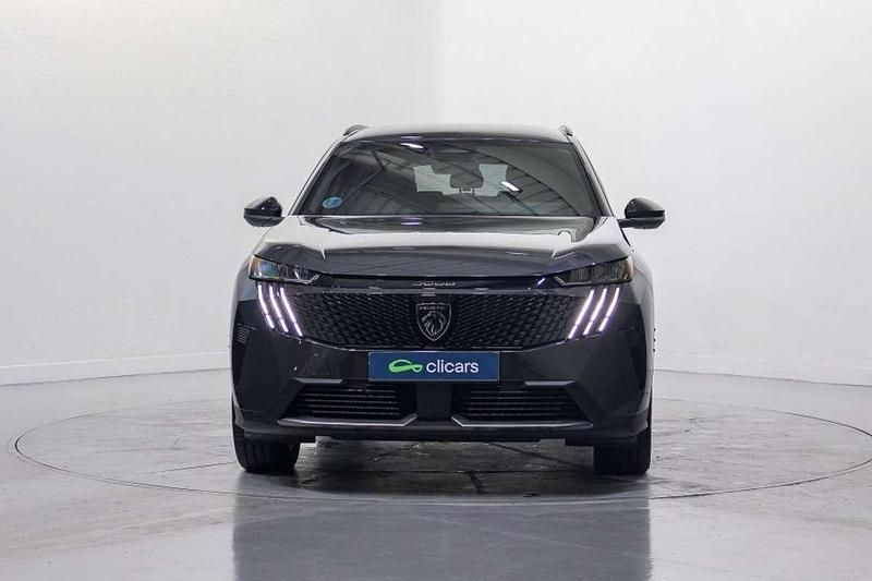 Usado Peugeot 5008 Allure 136 CV (100 kW) 2025 Gris SUV