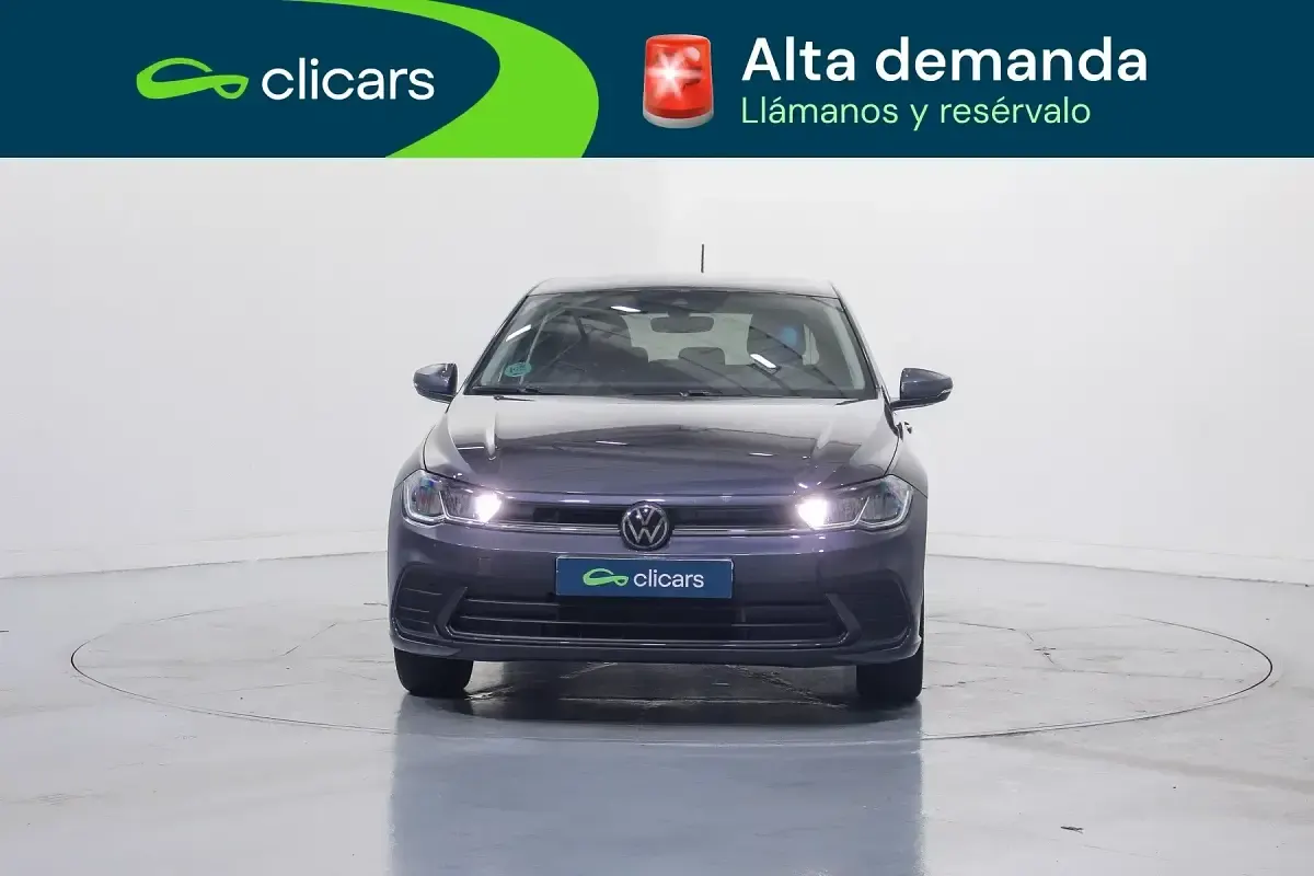 Usado VW Polo 95 CV (69 kW) 2025 Gris / plata Utilitario