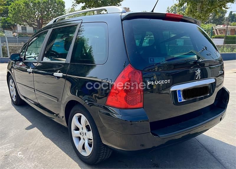 Negro Usado 2008 Peugeot 307 Familiar | 3200 € (Precio justo) - Imagen 1/4