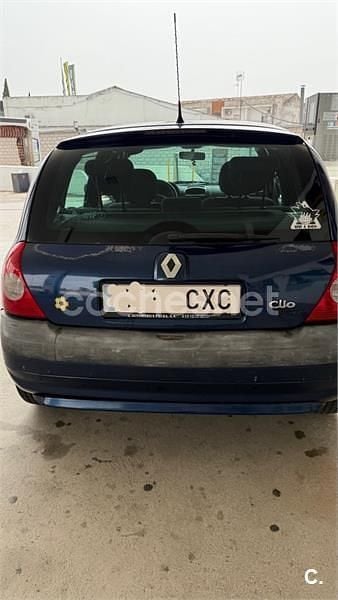 Azul Usado 2004 Renault Clio II Berlina | 1700 € (Precio justo) - Imagen 1/1