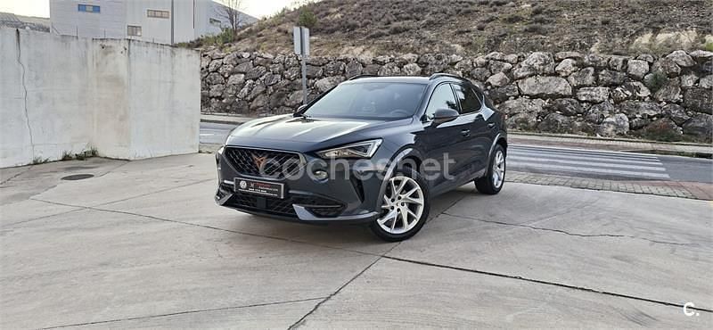 Usado Cupra Formentor 150 CV (110 kW) 2022 Gris / plata SUV