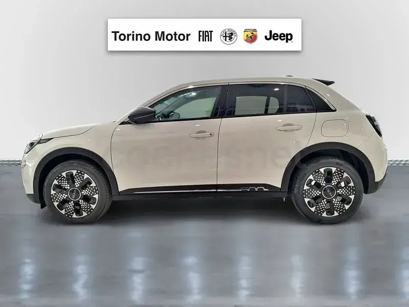 Nuevo Fiat 600 La Prima 100 CV (73 kW) 2026 Blanco SUV