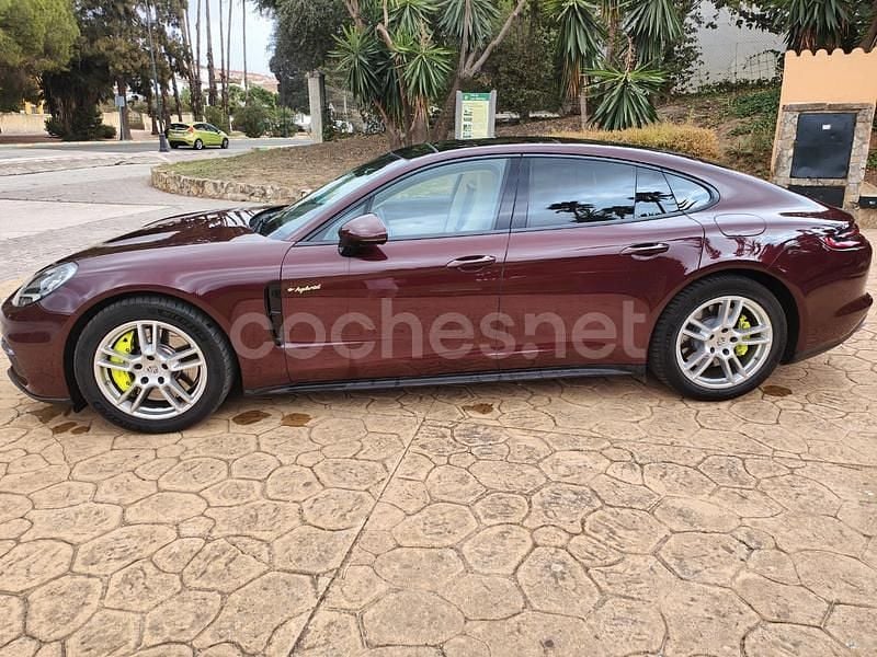 Usado Porsche Panamera 4 Executive 462 CV (339 kW) 2019 Granate Berlina