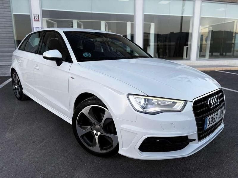 Usado Audi A3 Sport 116 CV (85 kW) 2017 Blanco Berlina