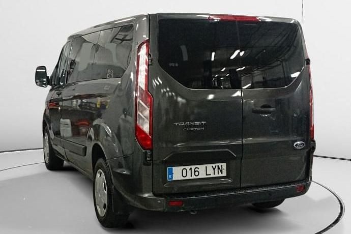 Usado Ford Tourneo Trend 130 CV (95 kW) 2022