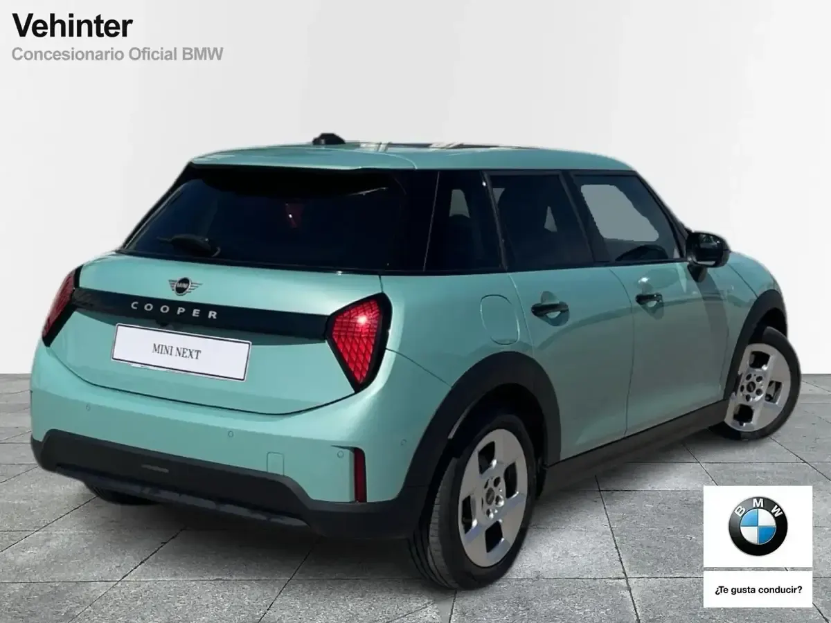Usado Mini Cooper Essential 156 CV (114 kW) 2024 Verde Utilitario