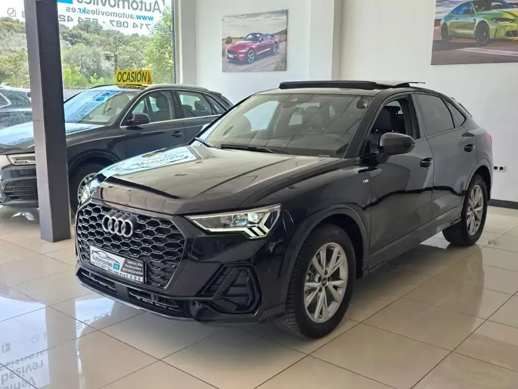 Käytetty Audi Q3 Sportback S-Line 150 HP (110 kW) 2025 Musta Katumaasturi