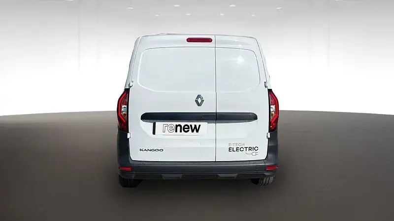 Usado Renault Kangoo 88 kW (120 CV) 2023 Blanco Monovolumen