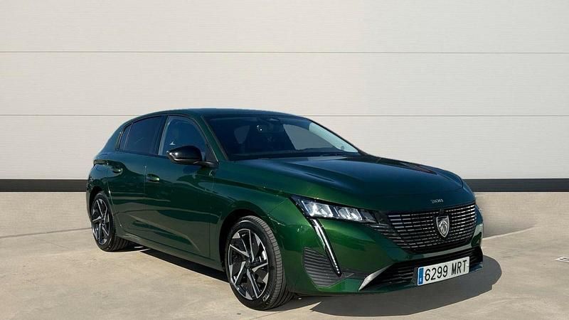 Verde Usado 2024 Peugeot 308 Allure Berlina | 19.700 € (Buen precio) - Imagen 1/4